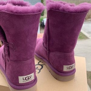 Ugg Womens 7 Purple Bailey Button Calf-height Boot